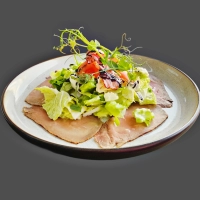 ROAST BEEF SALAD WITH PARMESAN DRESSING